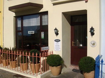 Hostal Farnham Hotel