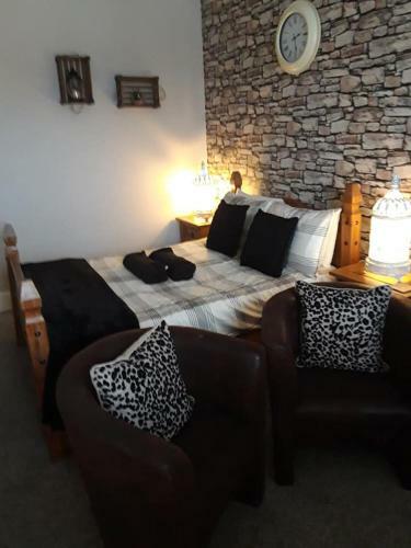 Hostal Croyland Guest House