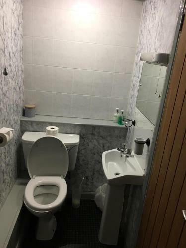 Hostal Croyland Guest House