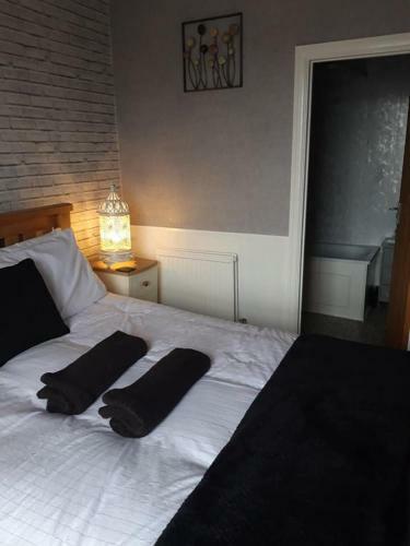 Hostal Croyland Guest House