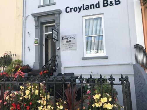 Hostal Croyland Guest House