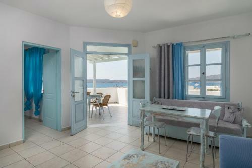 Stefania's Cycladic Apartments