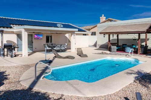 Entertainers Dream, Pool, Spa, & Fire Pit