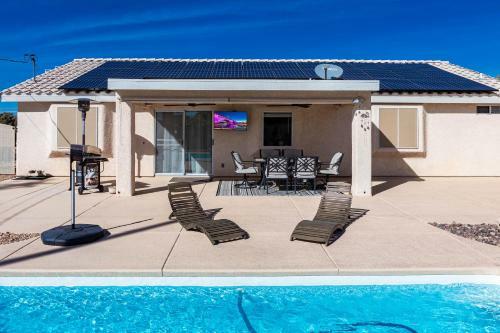 Entertainers Dream, Pool, Spa, & Fire Pit