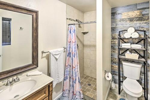 Comfortable Lake Havasu City Retreat With Pool!