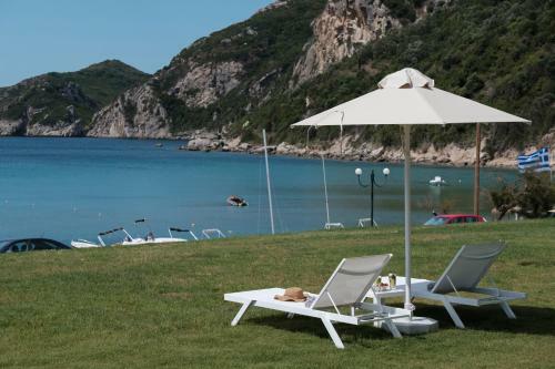 Armikes Beachfront Suites Afionas