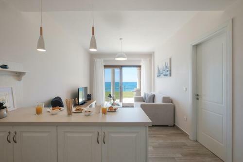 Armikes Beachfront Suites Afionas