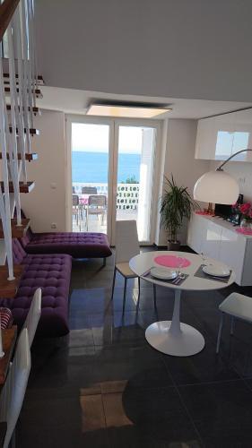 Apartmani Antonieta****