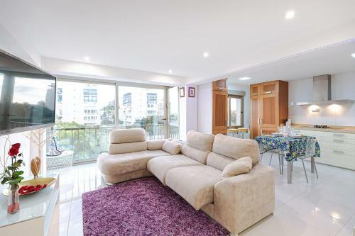 Apartment With Jacuzzi Near The Beach Arenales