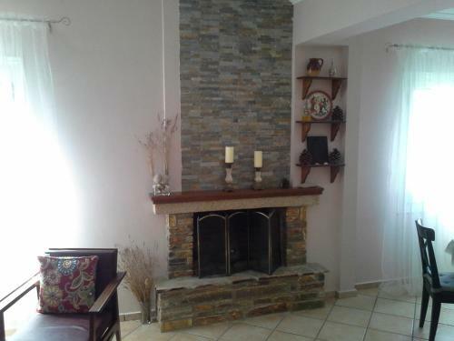 Villa Beachfront Home For 8, Kalifteri Beach, Afissos