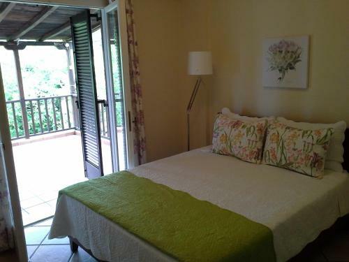 Villa Beachfront Home For 8, Kalifteri Beach, Afissos