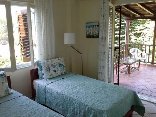 Villa Beachfront Home For 8, Kalifteri Beach, Afissos