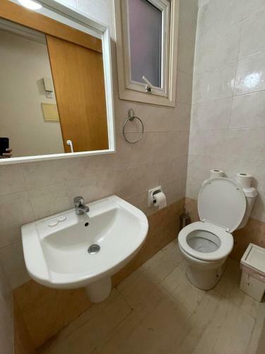 Apartamento 3-bdr Modern Apt. With Panoramic View Of Nicosia
