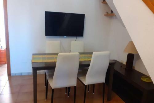 Nice Terraced House 300m From The Beach With Large Beaitiful Terrace