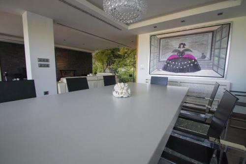Mediterranean First Line Beach Luxury Villa With Private Pool In Alicante