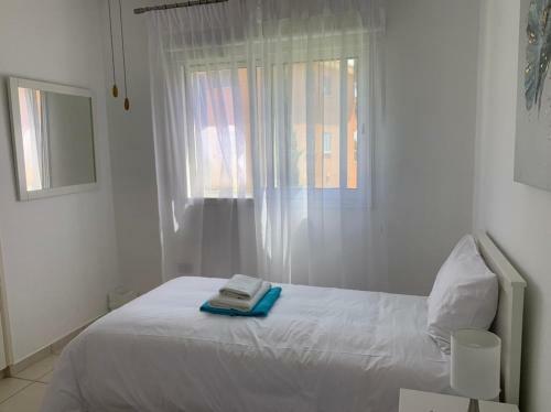 Modern, Stylish 4-bedroom Villa - Limnaria Villas