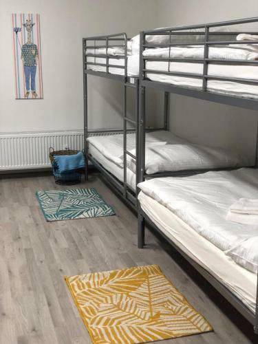 Apartm�ny Skuhersk�ho