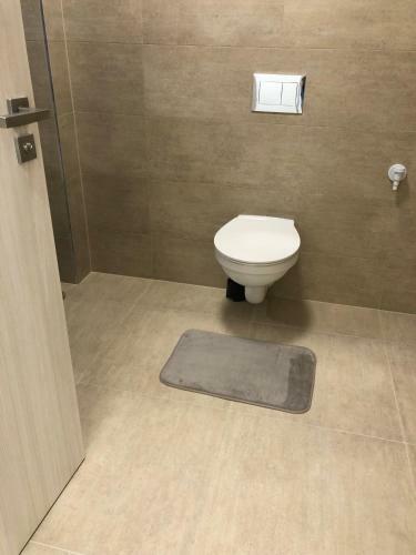 Apartm�ny Skuhersk�ho