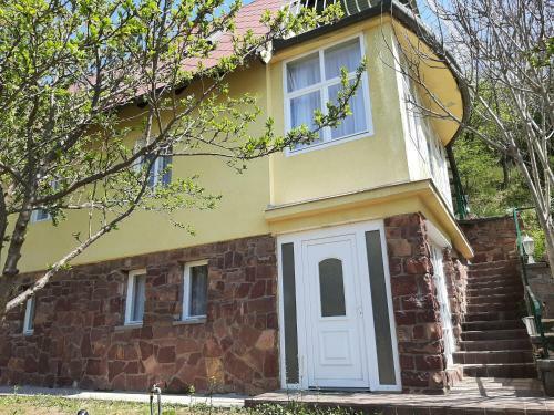 Nat�r Forr�s Apartman