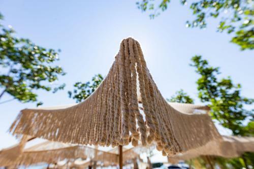 Hotel Limna Beach