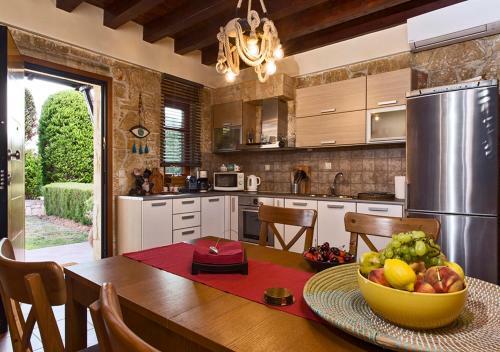 Villa Fabienne Cottage - 6-7beds