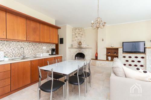 Villa Y Sea View