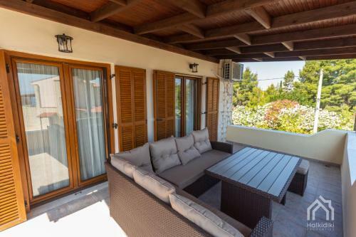 Villa Y Sea View