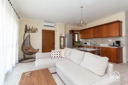 Villa Y Sea View