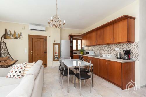 Villa Y Sea View