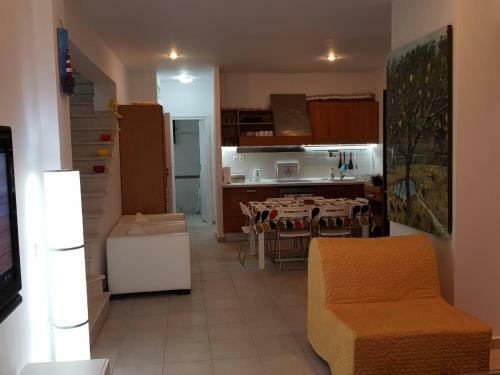 Afitos Holiday Home