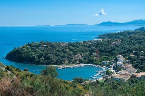 Scirocco & Folitsa Villas