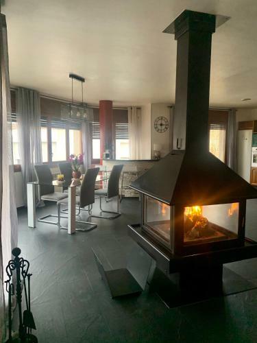 Apartamento Alojamiento Tur�stico Casa Ela