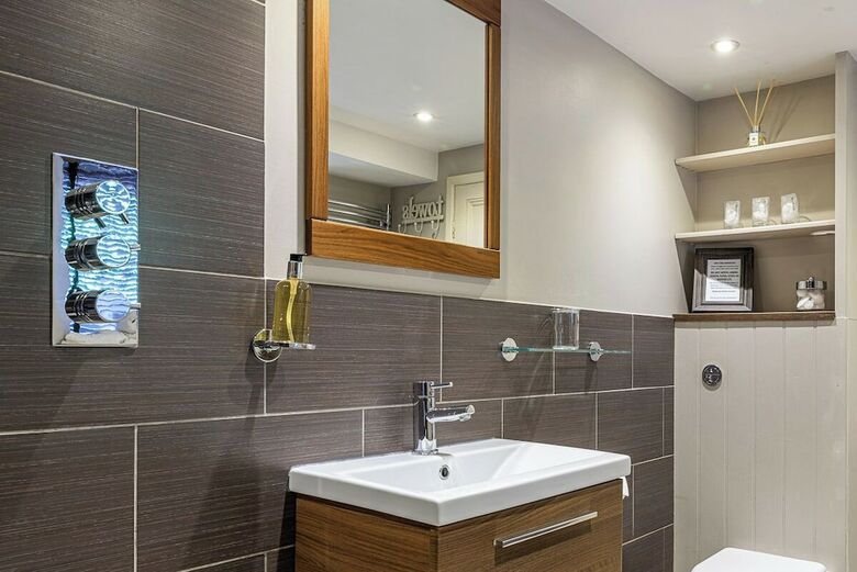 Hostal Lorne House Bed & Breakfast