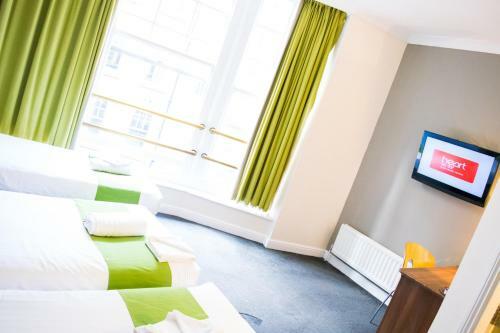 Surtees Hotel