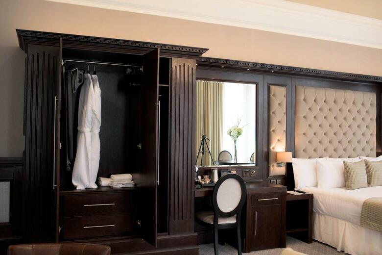 Hotel Thistle Newcastle City Centre, The County