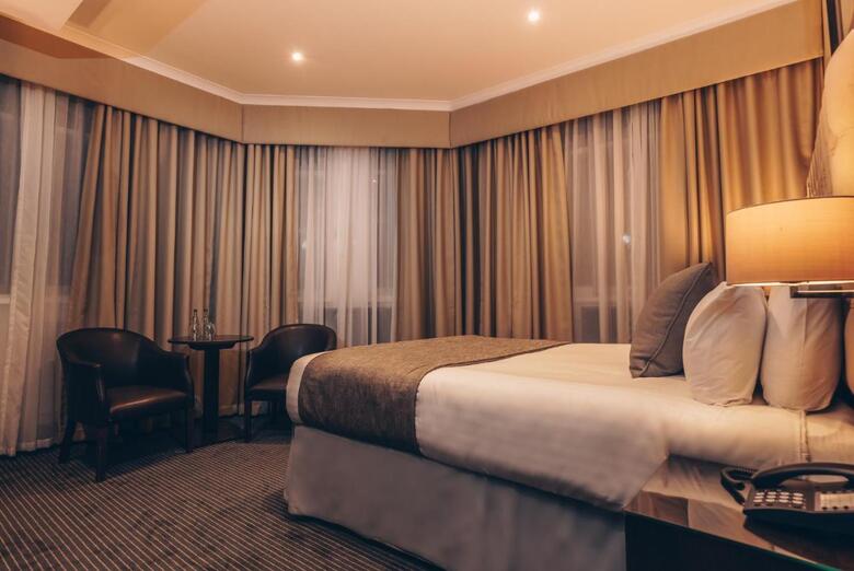 Hotel Thistle Newcastle City Centre, The County