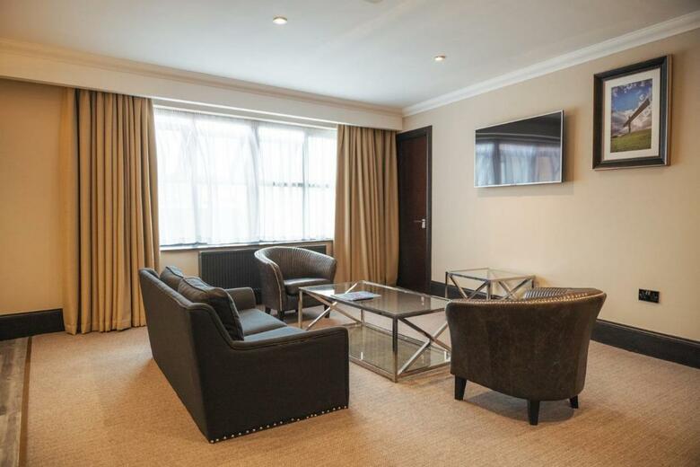 Hotel Thistle Newcastle City Centre, The County