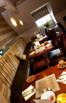 Waterside Hotel