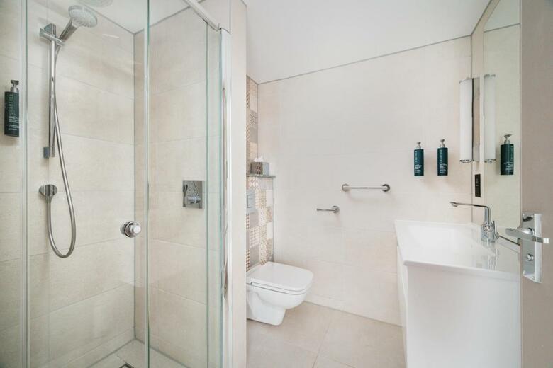 Doubletree By Hilton Hotel Newcastle International Airport