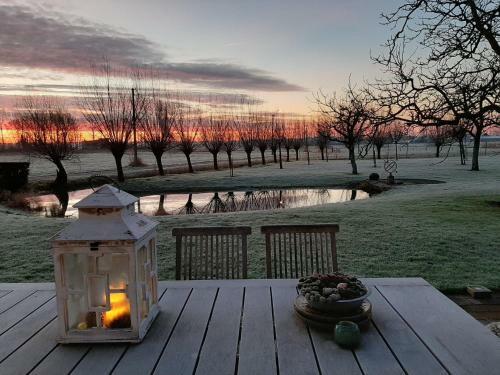Bed & Breakfast Logies De Meerkoet