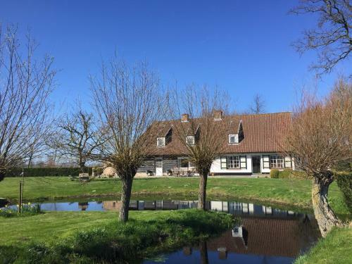 Bed & Breakfast Logies De Meerkoet