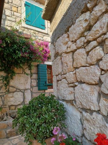 Stone House Knezevic