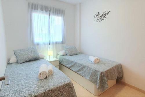 Apartamento Nuevo Con Piscina En La Env�a Golf