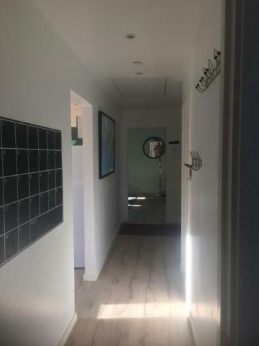 2 Br Apartment On Walk Street