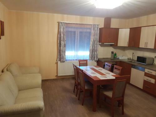 Dzsigol� Apartment