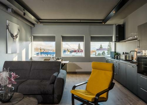 Sula Apartments