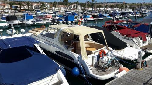 Hit-1 Motor Yacht