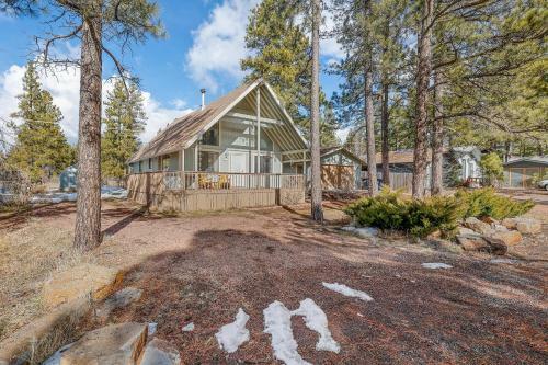 Woodsy A-frame Hideaway