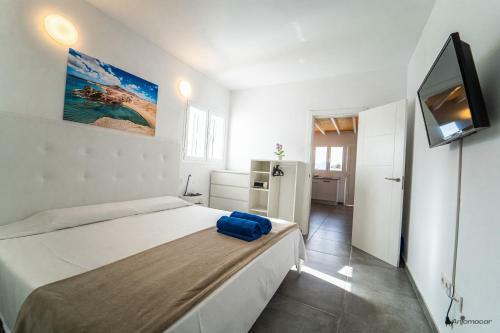 Apartamentos Anjomacar I