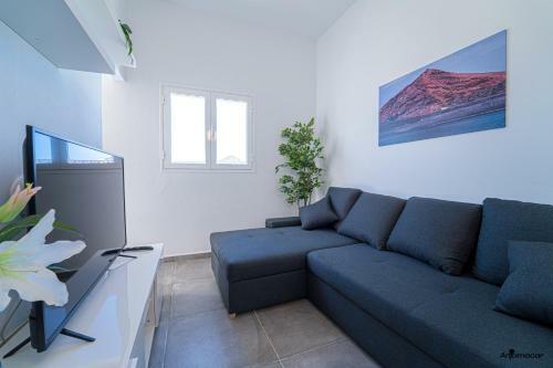 Apartamentos Anjomacar I